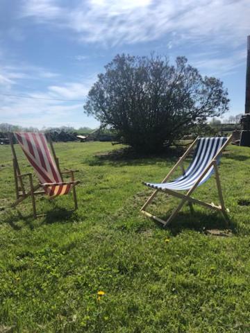 Gîte à la ferme chaleureux avec cheminée Preveranges Extérieur photo