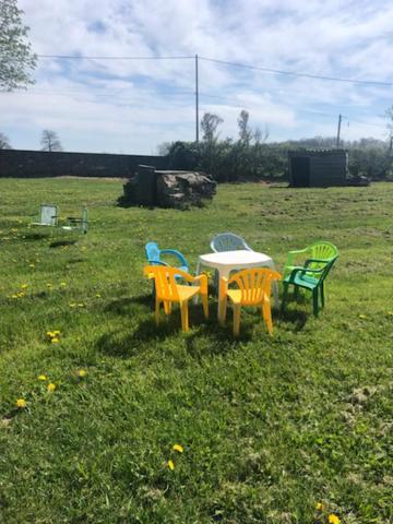 Gîte à la ferme chaleureux avec cheminée Preveranges Extérieur photo